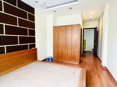 Quận 10 - cmt8 -hòa hưng 38m2 - 4 tầng đúc btct - giá 4 tỷ 9- không có căn thứ hai 2