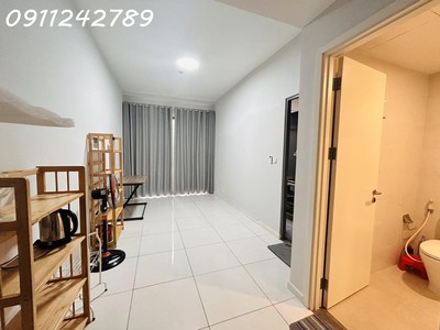 Quá rẻ 2tỷ3 hàng hiếm - officetel - masteri an phú - sổ sẵn, hđ thuê 8,5tr - trung tâm q2 - qua 0