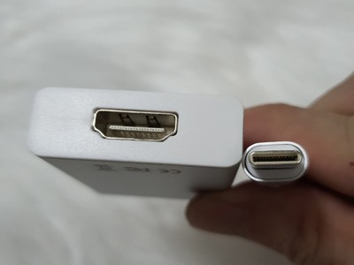Cáp chuyển đổi từ Type C sang HDMI - Cáp type C to HDMI 7