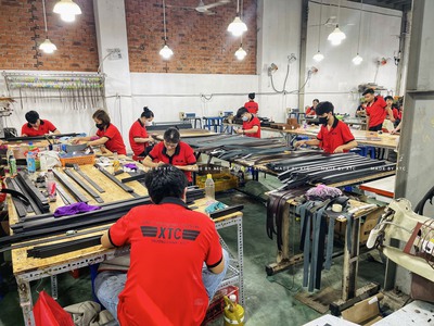 Xưởng bên em sản xuất các mặt hàng về đồ da, nhận gia công tất cả các mẫu 0