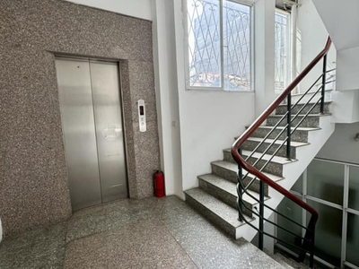 Bán nhà mặt phố phố huế, 250m2, 7 tầng thang máy, mặt tiền 6.6m, giá 184 tỷ, 300 triệu/ tháng 2