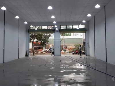 Cho thuê nhà kho 300M  MỚI XÂY tại đường Trường Sơn - GIÁ CHỈ 15 TRIỆU 0
