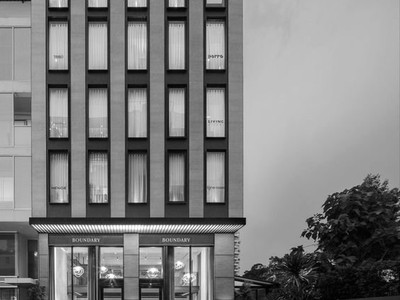 Building cỡ nhỏ nguyễn văn cừ - 150m2 8 tầng 15m mặt tiền 83.5 tỷ - 0922386666 0