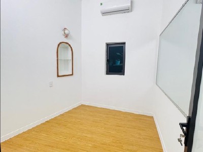 Lõi Đống Đa, lô góc phố Nguyễn Lương Bằng, 4.75 tỷ 5