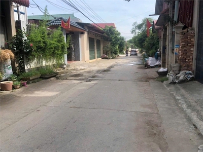 Làm gì có đất giãn dân xã đông xuân,giá chỉ 14tr/m2, đường 8m 1