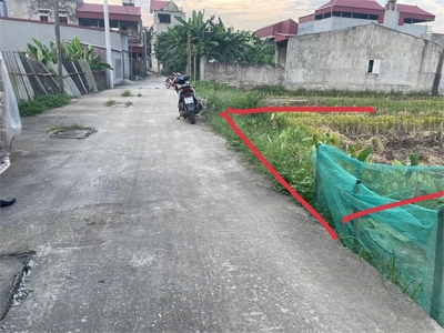Làm gì có đất giãn dân xã đông xuân,giá chỉ 14tr/m2, đường 8m 2
