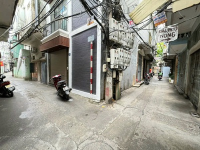 Bạch đằng, hai bà trưng, nhà lô góc 3 thoáng mát, ngách thông, 30m2 4 tầng, mặt tiền 5m giá 6,1 tỷ 0