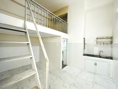 Căn hộ dịch vụ Quận 7 đường Huỳnh Tấn Phát, phòng cửa sổ ánh sáng, full nội thất 1