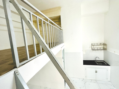 Căn hộ dịch vụ Quận 7 đường Huỳnh Tấn Phát, phòng cửa sổ ánh sáng, full nội thất 3