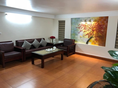 BÁN NHÀ 4 Tầng Gần Hồ Điều Hòa,Yết Kiêu. DT:75m2,MT:5M Kinh Doanh Được 1