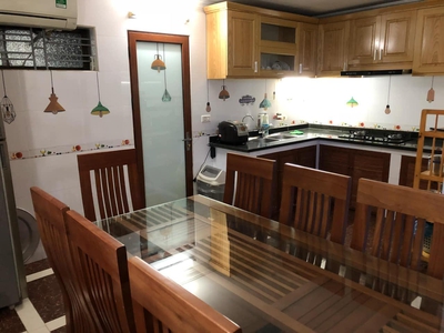 BÁN NHÀ 4 Tầng Gần Hồ Điều Hòa,Yết Kiêu. DT:75m2,MT:5M Kinh Doanh Được 4