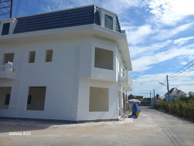 Bán nhà mặt tiền 1 trệt 1 lầu 1