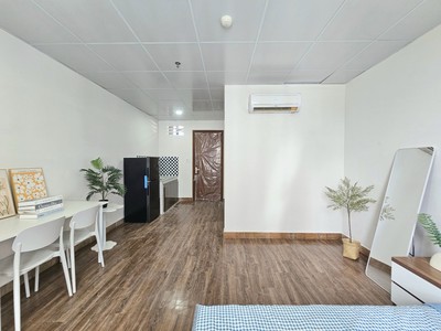 Cho thuê căn hộ dịch vụ mặt tiền quận 7 full nội thất 7