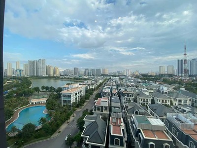 Chủ nhà cần tiền gấp Bán Chung cư Hei Tower Nguỵ như Kon Tum, DT 103m2,03 P,Giá 5.7 tỷ 3
