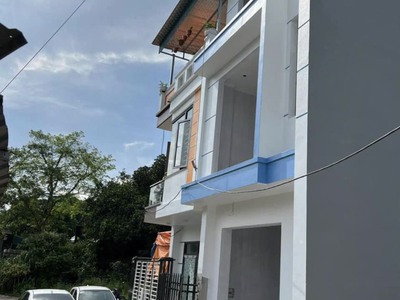Bán nhà 3 tầng khu vực cuối hà trung , đầu dốc giao thông cột 8. gần dự án ông chanh 0
