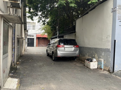 Chủ cần tiền bán gấp nhà 3 tầng, bình thạnh, hẻm 5m, gần lê quang định, 5x18,5, nhỉnh 10 tỷ 0