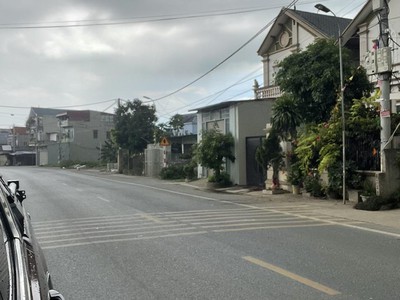 Ban đất gần ngã tư ba thá, phúc lâm, huyện mỹ đức. 300m2 đát sổ đỏ giá chào 20 triệu/m có thương 0