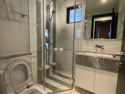 Cần cho thuê D1 Mension Quận 1 Địa chỉ: 608 Võ Văn Kiệt, P.Cầu Kho, Quận1 : -	 View bitexco, căn góc 2