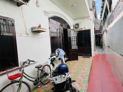 Chính Chủ Ngộp Bank Cần Bán Nhà Mặt Tiền Kinh Doanh Đường DT 743, Sát Vincom Dĩ An 10