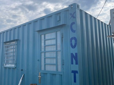 Container văn phòng với thiết kế chắc chắn 2