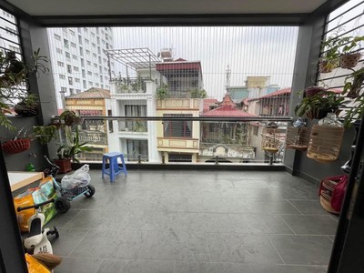Bán nhà phố tôn đức thắng lô góc 3 thoáng,đối diện mặt hồ siêu thoáng,24ty/64m2 3
