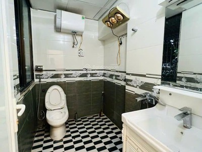 Bán căn hộ tập thể đồng xa doãn kế thiện , giá rẻ 1