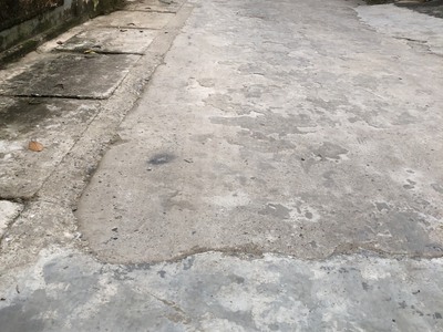 Lô đất trục chính yên vinh đường 2 oto tránh nhau. đất thổ cư sẵn sang tên. kinh doanh nhỏ lẻ 2