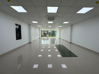 Bán nhà mặt phố hồng tiến 94m x 6 tầng, mặt tiền 7m, thang máy, kinh doanh đắc địa 3