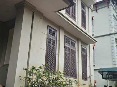 Bán nhà mặt phố phạm văn đồng, bắc từ liêm 120m2,  5 tầng, 6m mặt tiền,  21 tỷ 0
