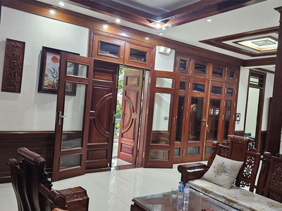 Bán nhà mặt phố phạm văn đồng, bắc từ liêm 120m2,  5 tầng, 6m mặt tiền,  21 tỷ 3