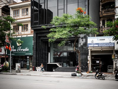 Đẹp nhất xuân la  bán nhà mặt phố 310m, mt 10m, giá 110 tỷ 1