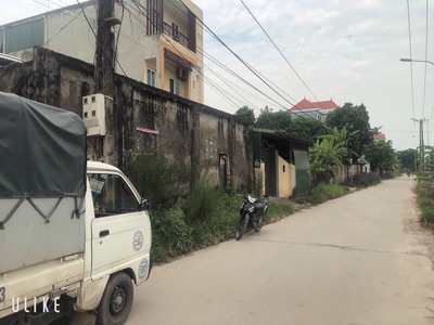 Hàng hot 33m2 phú bến - thụy hương giá chỉ 1.x nhỏ tỉ -mặt tiền 5.2 hậu 5.6 m ngõ thông lô góc oto 1