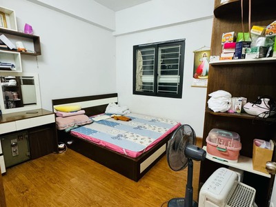 Chính chủ bán căn hộ đầu hồi 70m, nhà đẹp full nội thất tại KDT Thanh Hà Cienco 5 0