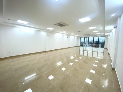 Bán Tòa Văn Phòng 8 Tầng Mặt Phố Vũ Phạm Hàm.Vị Trí Đặc Địa. DT 152m2. Giá 100 TỶ 2