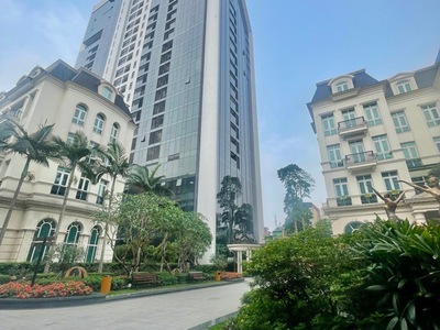 Toà nhà Dịch Vụ văn phòng Cầu Giấy Dt 390m Mt 14m 10 tầng giá 320T 6