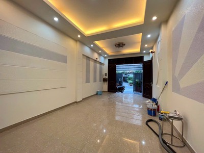 Cho Thuê Phòng Trọ Full Nội Thất Sang Trọng Có Ban Công 35m2, Gần Phú Mỹ Hưng 0