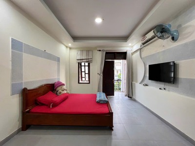 Cho Thuê Phòng Trọ Full Nội Thất Sang Trọng Có Ban Công 35m2, Gần Phú Mỹ Hưng 4