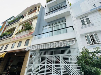 Bán nhà chính chủ quận bình thạnh đường đinh tiên hoàng   1 trệt 3 lầu giá 5.5 tỷ 0