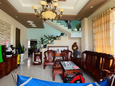 Bán biệt thự 220m2 mặt tiền nguyễn bá học, p tân mai, biên hoà , đồng nai giá tốt 10.5 tỷ 2