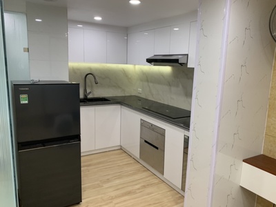 Cho thuê lâu dài nhà riêng số 80 đường hoàng văn thụ gần nhà hát lớn- 40m2 full nội thất xịn 3