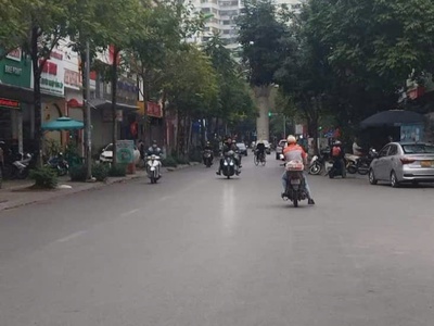 Bán nhà mặt phố Trương Công Giai Cầu Giấy 32mx 1T giá 16.5 tỷ, vỉa hè đá bóng, KD số một 0