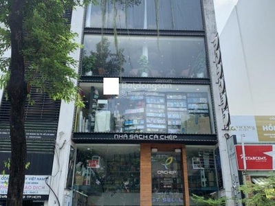 Tòa nhà VP HXH Lê Văn Sỹ, Phường 13, Quận 3. DT: 6,3 x 19m 7 tầng thang máy HĐT: 80 tr/th giá 24 tỷ 0