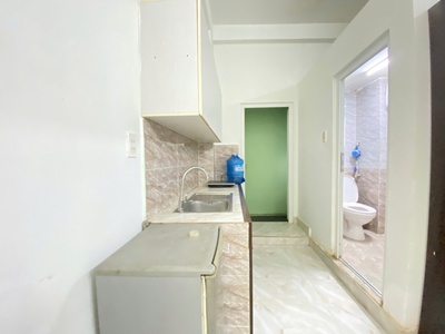 Cho thuê căn hộ giá rẻ tại đường số 10 6