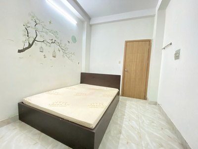 Cho thuê căn hộ giá rẻ tại đường số 10 8