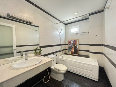 Còn duy nhất 1 phòng CHDV full nội thất cho thuê với giá cực tốt ngay tại trung tâm q7 7