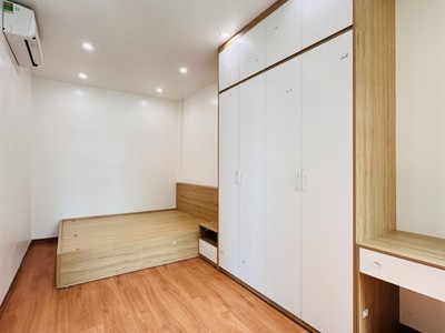 Bán căn hộ tập thể kim liên, lương định của - 70m , chỉ 2.3 tỷ, tầng 2, đống đa 0