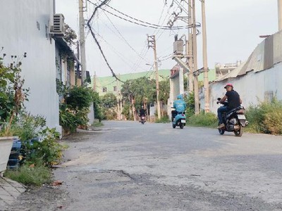 Bán nhà 2 tầng, xuân thới đông, hóc môn, dt 4x13, hẻm 4m, giá nhỉnh 2.8 tỷ tl 1
