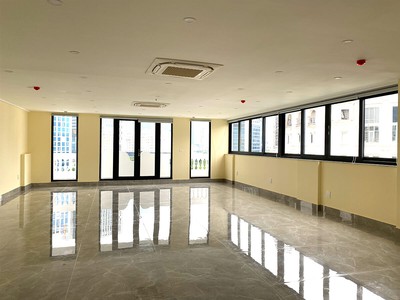 Bán Tòa Văn Phòng 8 Tầng Phố Trần Thái Tông. DT 145m2. Đang cho thuê 155tr/th. Giá 78 TỶ 10