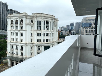 Bán Tòa Văn Phòng 8 Tầng Phố Trần Thái Tông. DT 145m2. Đang cho thuê 155tr/th. Giá 78 TỶ 11