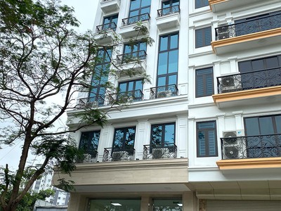 Bán Tòa Văn Phòng 8 Tầng Phố Trần Thái Tông. DT 145m2. Đang cho thuê 155tr/th. Giá 78 TỶ 0